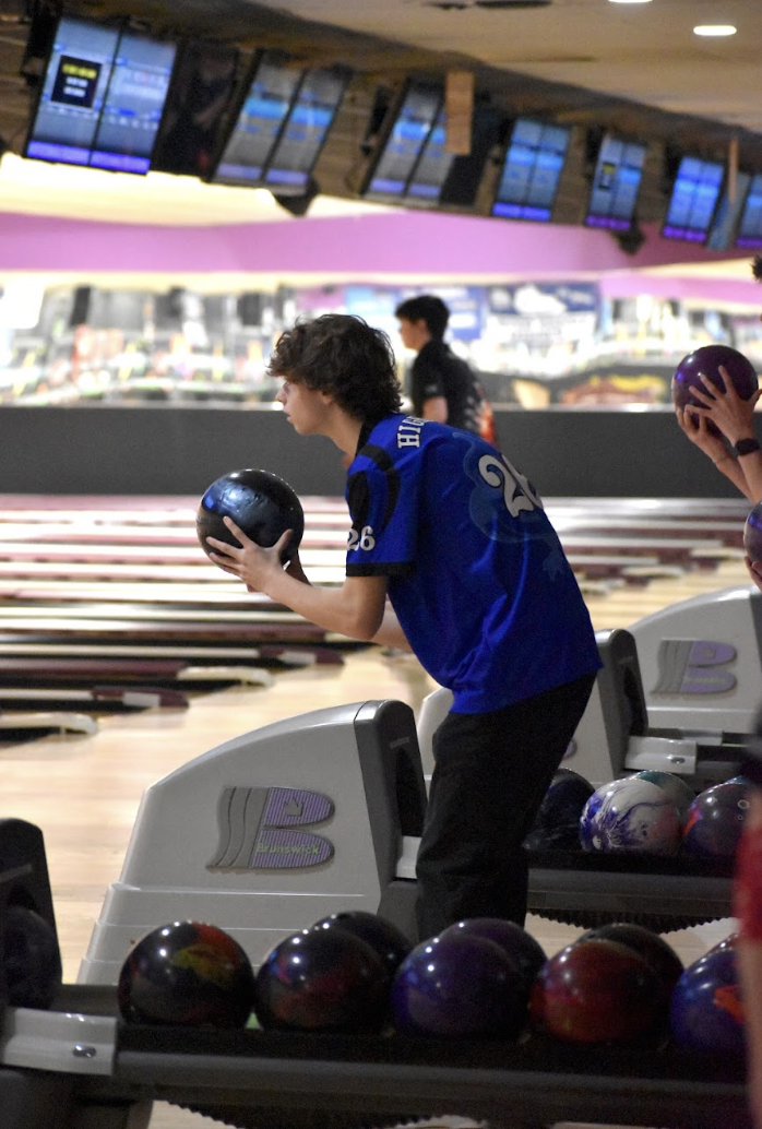 Quinn DeSola (10) focuses on his next throw before he steps up to the lane.